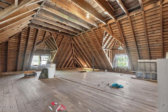 8 Byard Street, Johnstown, NY 12095