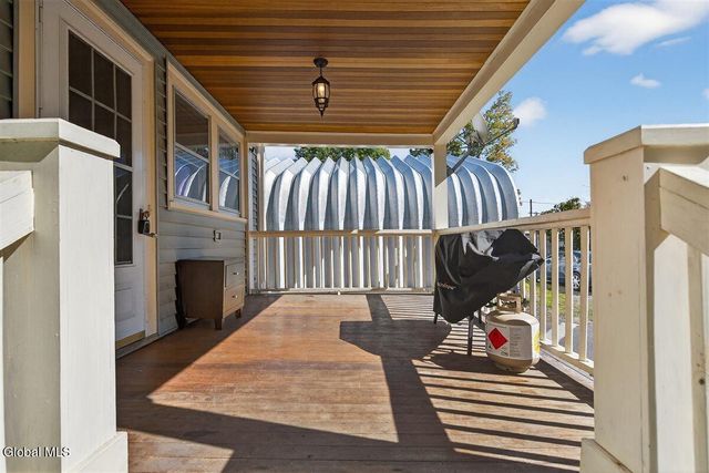 8 Byard Street, Johnstown, NY 12095