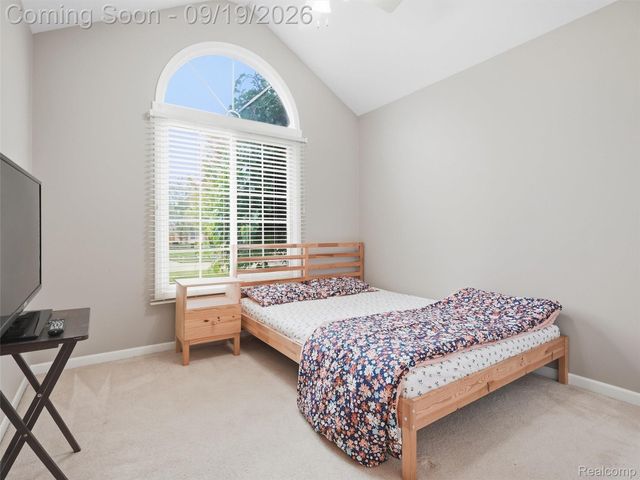 42475 Dharte Court, Clinton Charter Township, MI 48038