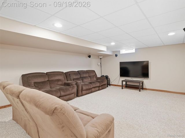 42475 Dharte Court, Clinton Charter Township, MI 48038