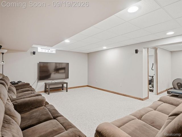 42475 Dharte Court, Clinton Charter Township, MI 48038