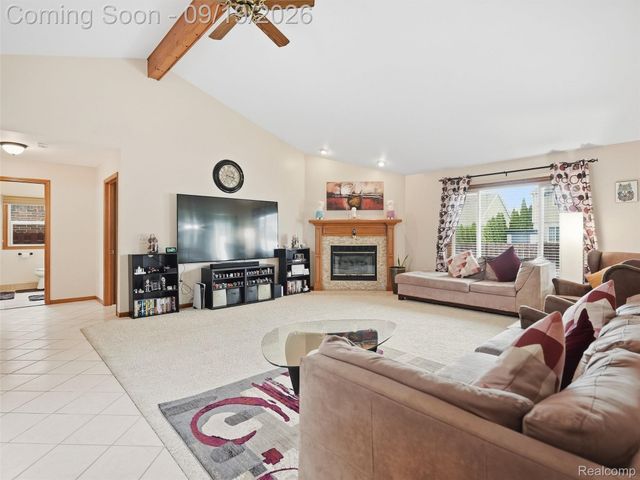 42475 Dharte Court, Clinton Charter Township, MI 48038