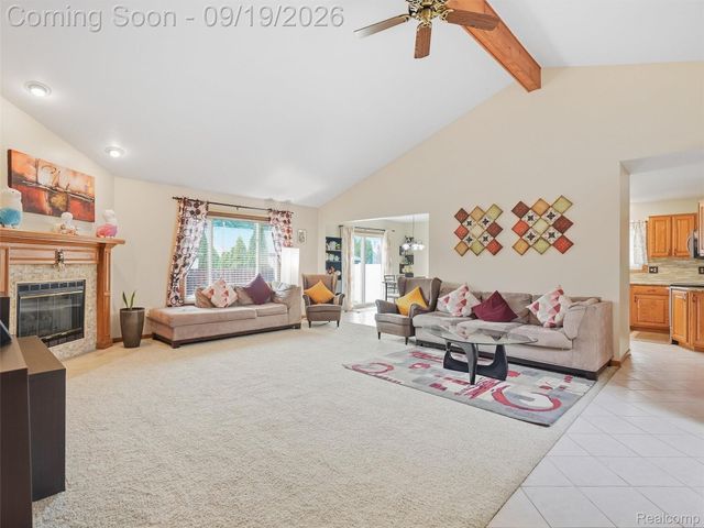 42475 Dharte Court, Clinton Charter Township, MI 48038