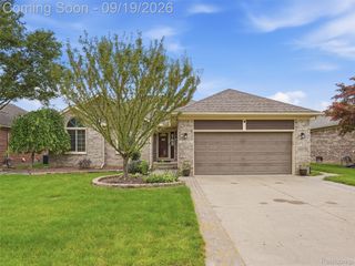 42475 Dharte Court, Clinton Charter Township, MI 48038