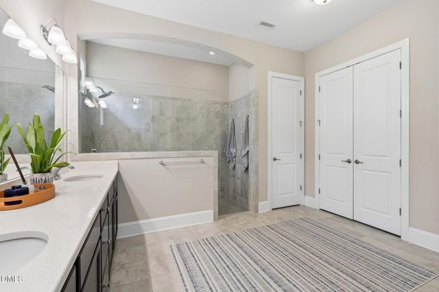 485 Wildwind Drive, Chapel Hill, NC 27516