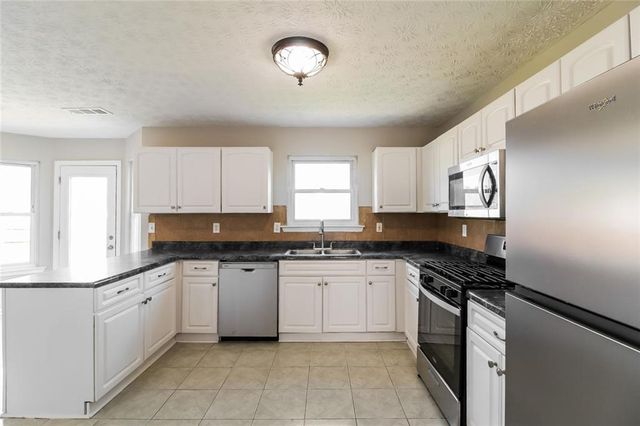 444 Grove Park Drive, Locust Grove, GA 30248