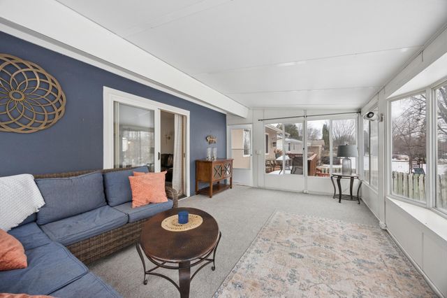 6766 E Shadow Lake Drive, Lino Lakes, MN 55014