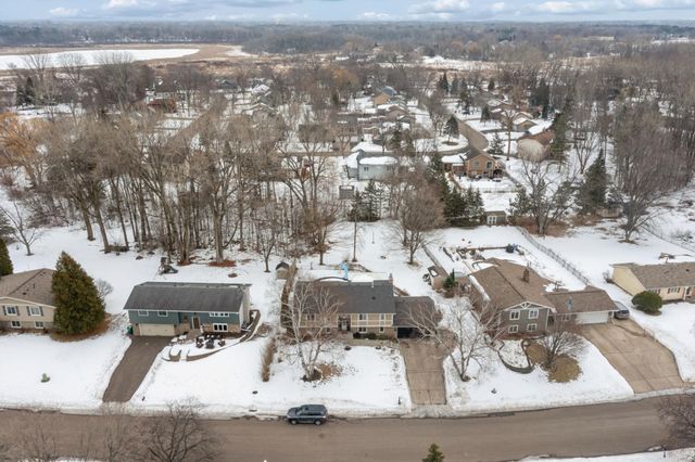 6766 E Shadow Lake Drive, Lino Lakes, MN 55014