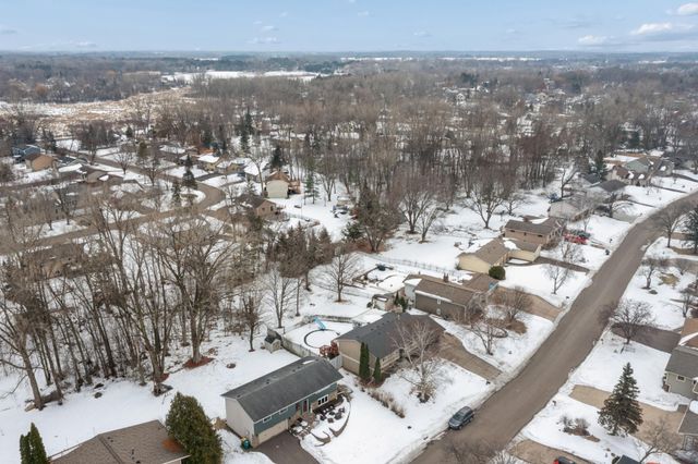 6766 E Shadow Lake Drive, Lino Lakes, MN 55014