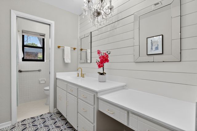 4021 Aragon Drive, Fort Worth, TX 76133