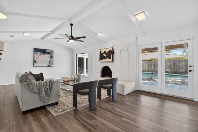 4021 Aragon Drive, Fort Worth, TX 76133