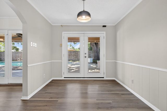 4021 Aragon Drive, Fort Worth, TX 76133