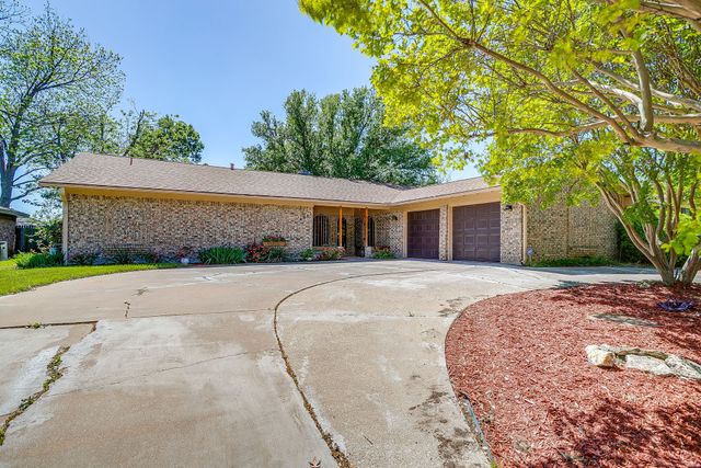 4021 Aragon Drive, Fort Worth, TX 76133