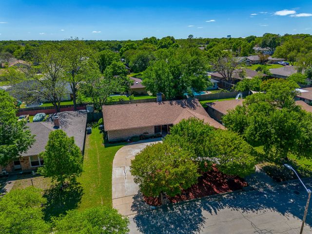 4021 Aragon Drive, Fort Worth, TX 76133