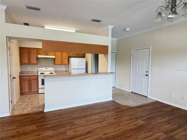 407 EAGLE POND DRIVE 407, Winter Haven, FL 33884