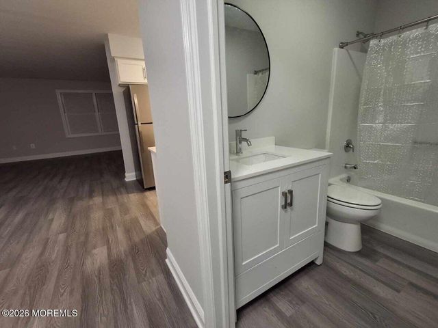 123 Northampton Drive, Holmdel, NJ 07733