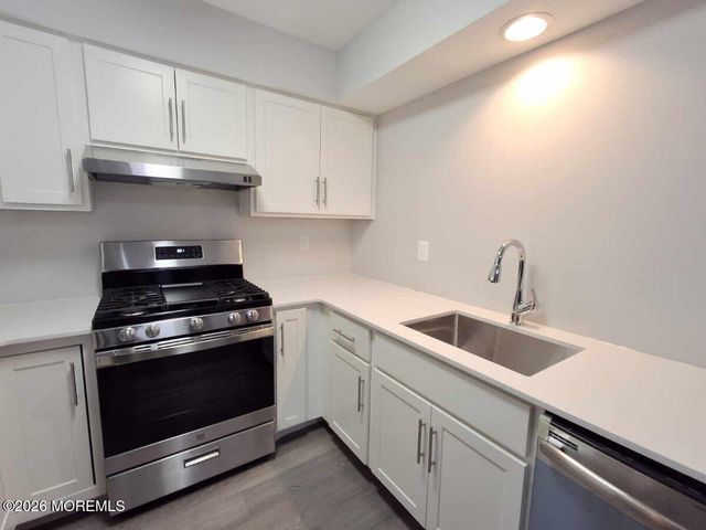 123 Northampton Drive, Holmdel, NJ 07733