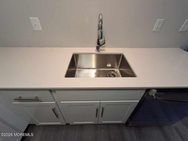 123 Northampton Drive, Holmdel, NJ 07733