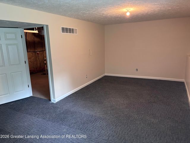 6010 Anchor Cove, Dimondale, MI 48821