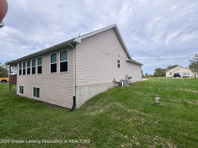 6010 Anchor Cove, Dimondale, MI 48821