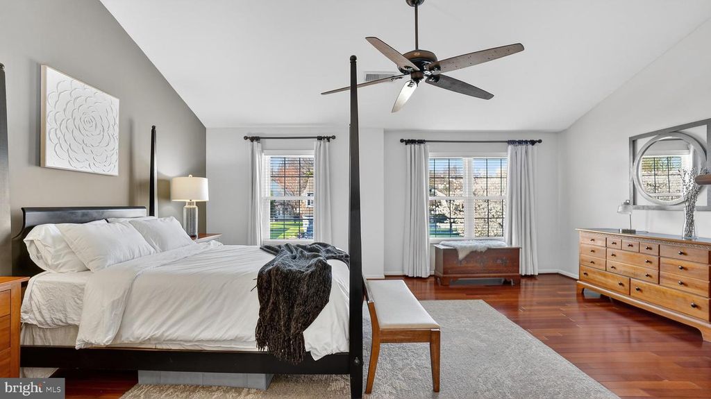 Image 33 of property listing at 2801 CARVER RD, Crofton, MD 21114