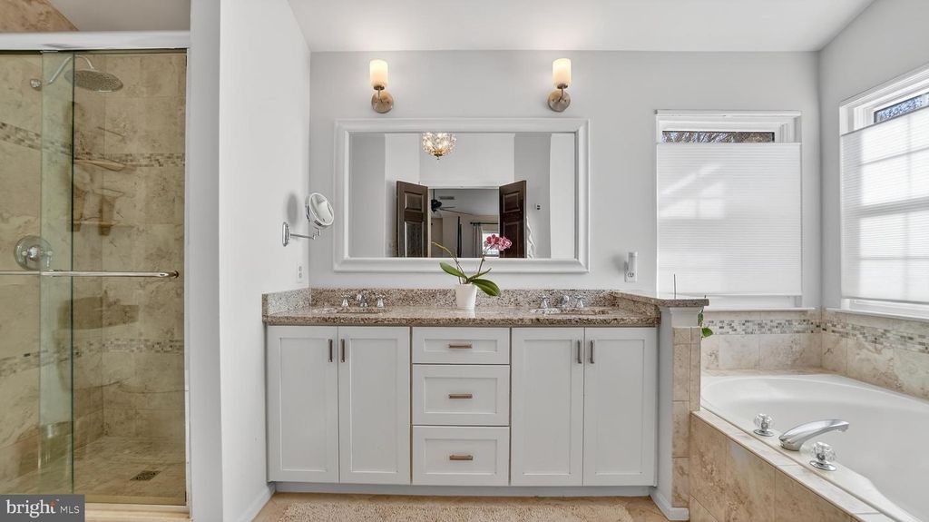 Image 35 of property listing at 2801 CARVER RD, Crofton, MD 21114