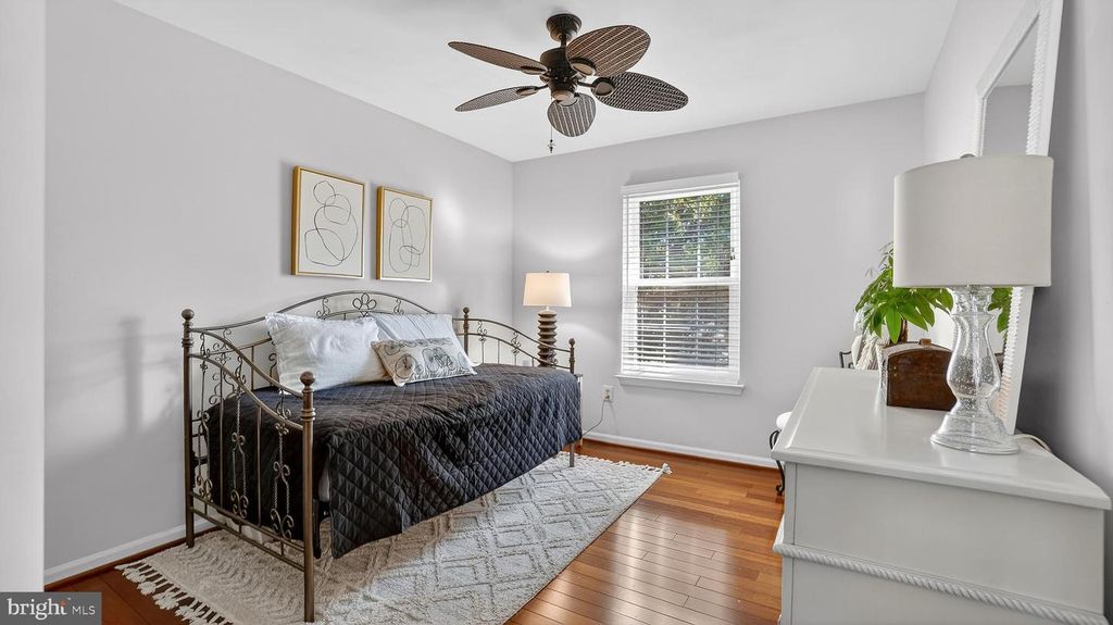 Image 41 of property listing at 2801 CARVER RD, Crofton, MD 21114