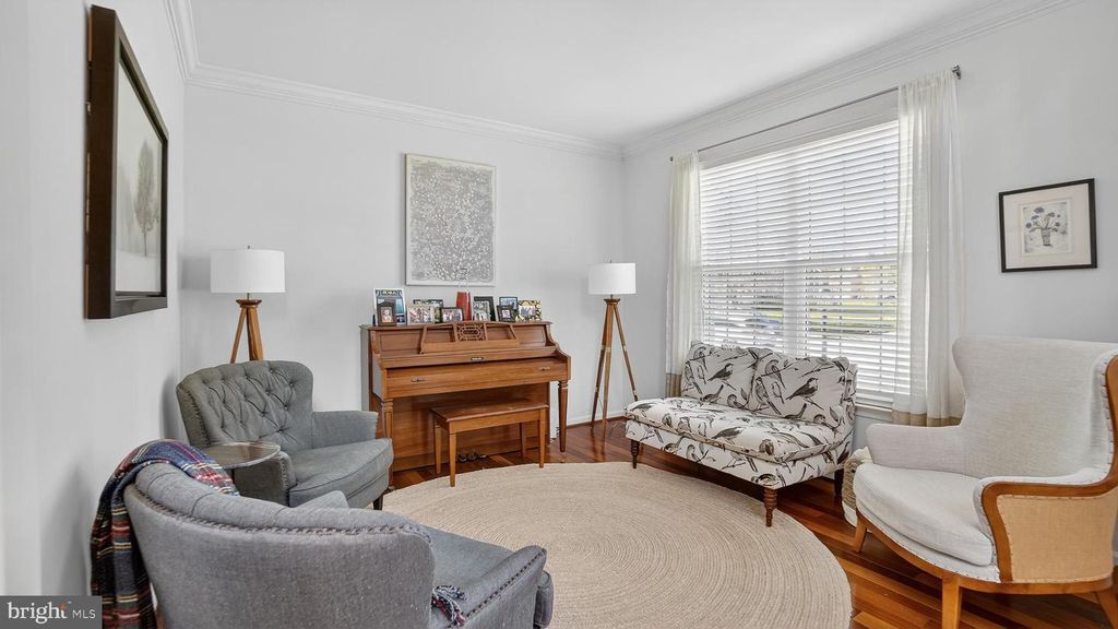 Image 7 of property listing at 2801 CARVER RD, Crofton, MD 21114