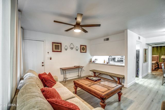 1808 N 32ND Street 209, Phoenix, AZ 85008