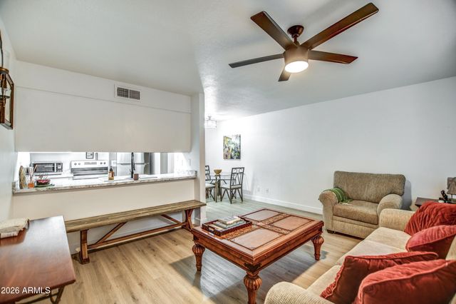 1808 N 32ND Street 209, Phoenix, AZ 85008