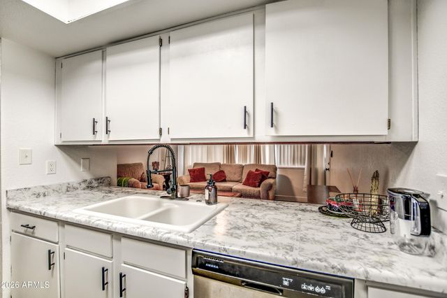 1808 N 32ND Street 209, Phoenix, AZ 85008