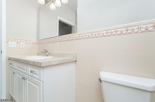 643 Old Dover Rd, Parsippany-troy Hills Twp., NJ 07950