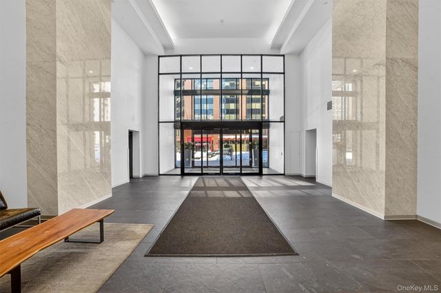 4 Martine Avenue 612, White Plains, NY 10606