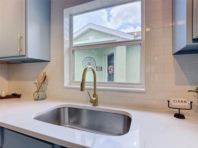 1501 ROYAL RIDGE DRIVE, Davenport, FL 33896