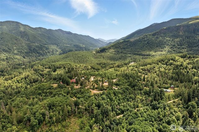 35022 SE 332nd Street, Ravensdale, WA 98051