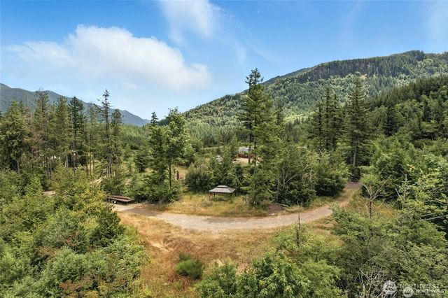 35022 SE 332nd Street, Ravensdale, WA 98051