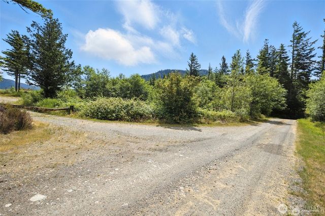 35022 SE 332nd Street, Ravensdale, WA 98051
