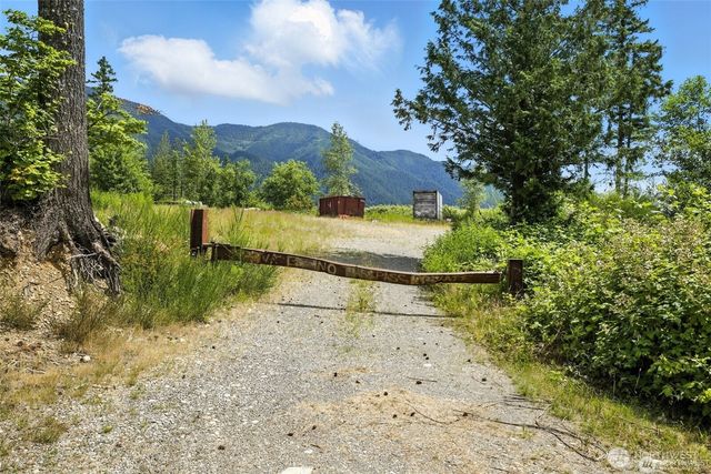 35022 SE 332nd Street, Ravensdale, WA 98051