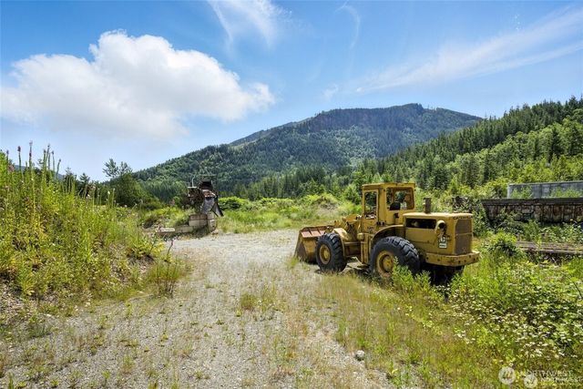 35022 SE 332nd Street, Ravensdale, WA 98051