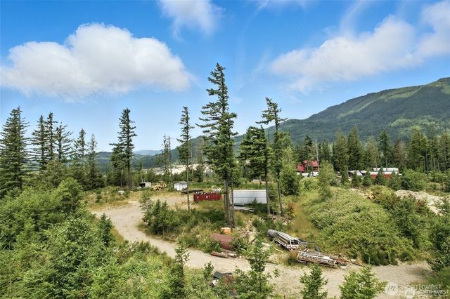 35022 SE 332nd Street, Ravensdale, WA 98051