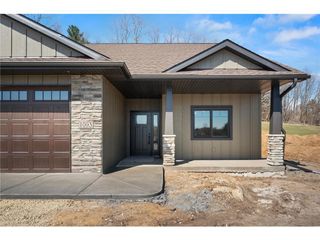 1079 Legend Lane, River Falls, WI 54022