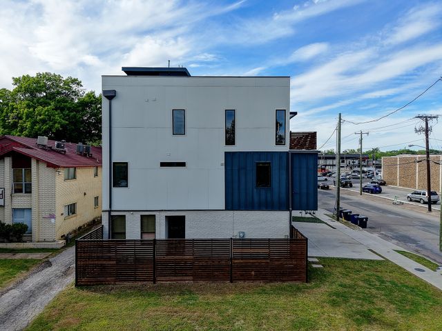 183 S Prairie Avenue, Dallas, TX 75226