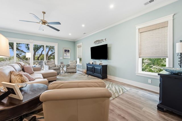 59 Nautica Way, Georgetown, SC 29440