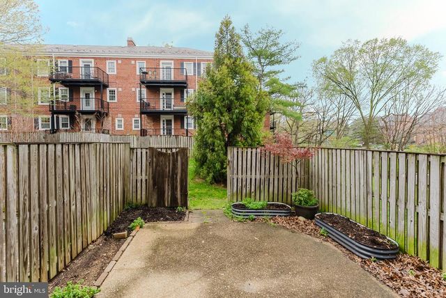 4910 29TH RD S, Arlington, VA 22206