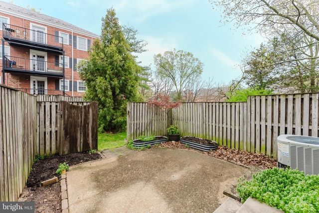 4910 29TH RD S, Arlington, VA 22206