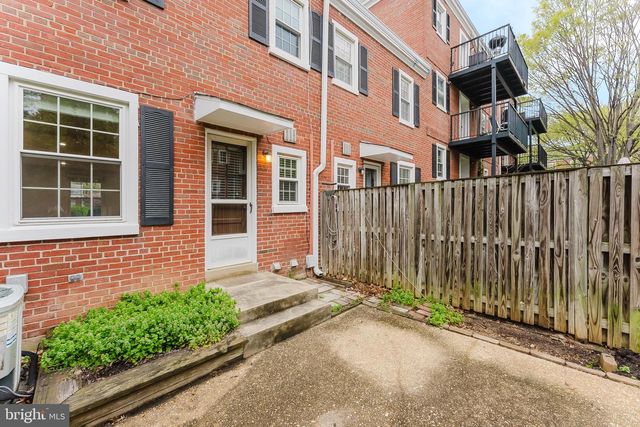 4910 29TH RD S, Arlington, VA 22206