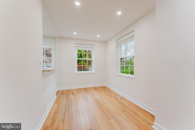 4910 29TH RD S, Arlington, VA 22206