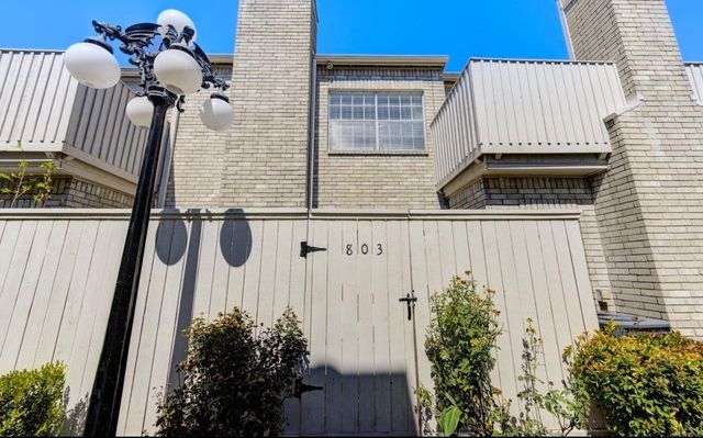 3800 Tanglewilde Street 803, Houston, TX 77063