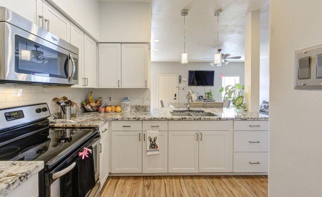 3800 Tanglewilde Street 803, Houston, TX 77063