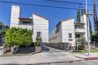 13203 Vanowen Street 8, North Hollywood, CA 91605
